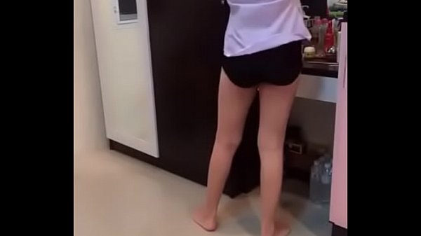 หลุดอีกแล้ว นศเอกชนชื่อดัง ไลฟ์สดสอนตำควยแบบเสียวๆ สาวหน้าหมวย ดัดฟัน ถ้าได้เย็ดจะเอาให้ร้องเลย