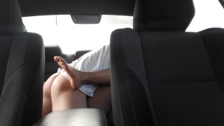 Asian Girl Cheats and Fucks Stranger In A Chili’s Parking Lot