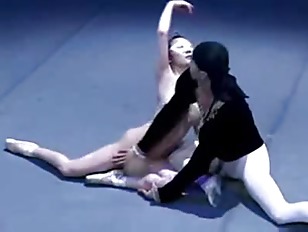 Naked asian ballet